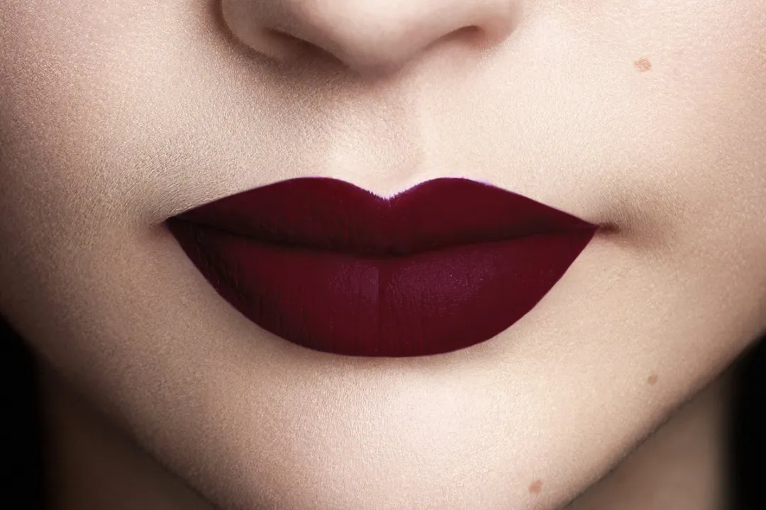 L'Oréal Paris Les Chocolate Ultra Matte Lippenstift 868 Cacao Crush - afbeelding 6 van 6