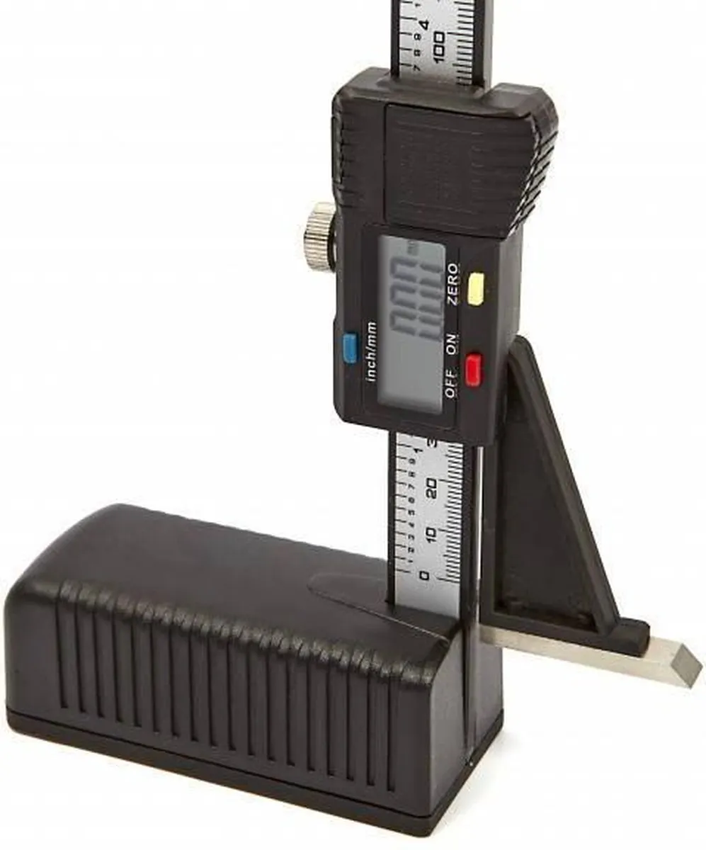 HBM Digitale Hoogtemeter 150mm - Zwart