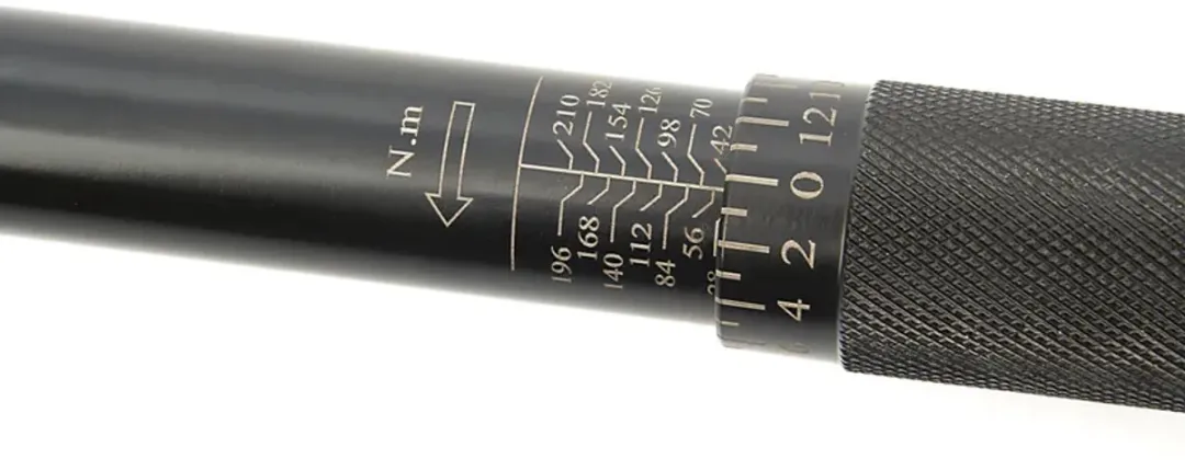 HBM Momentsleutel 28-210Nm 5-delig 1/2" - Chroom