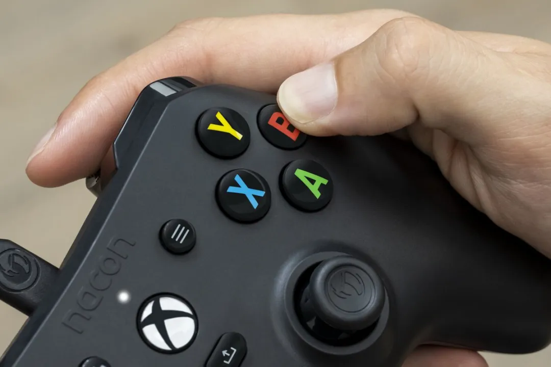 Nacon Wired Evol-X XBXEVOL-X Controller - Xbox Series X - Zwart