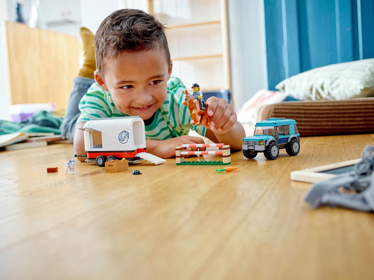 LEGO City Paardentransportvoertuig - 60327