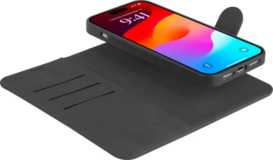 Just in Case iPhone 15 Pro Hoesje 8312594 - 2-in-1 Bookcase - 3 Pasjes - Zwart
