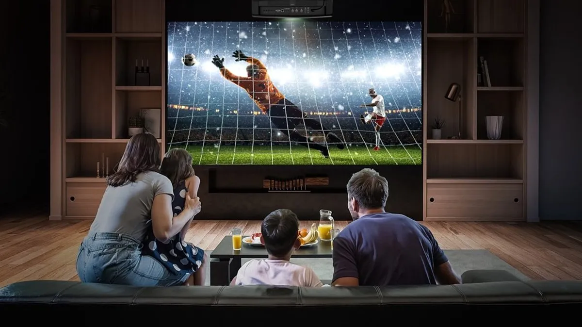 Optoma UHZ68LV 4k laser home cinema projector UHD 5000 lumen, 1.2:1 ~ 1.92:1