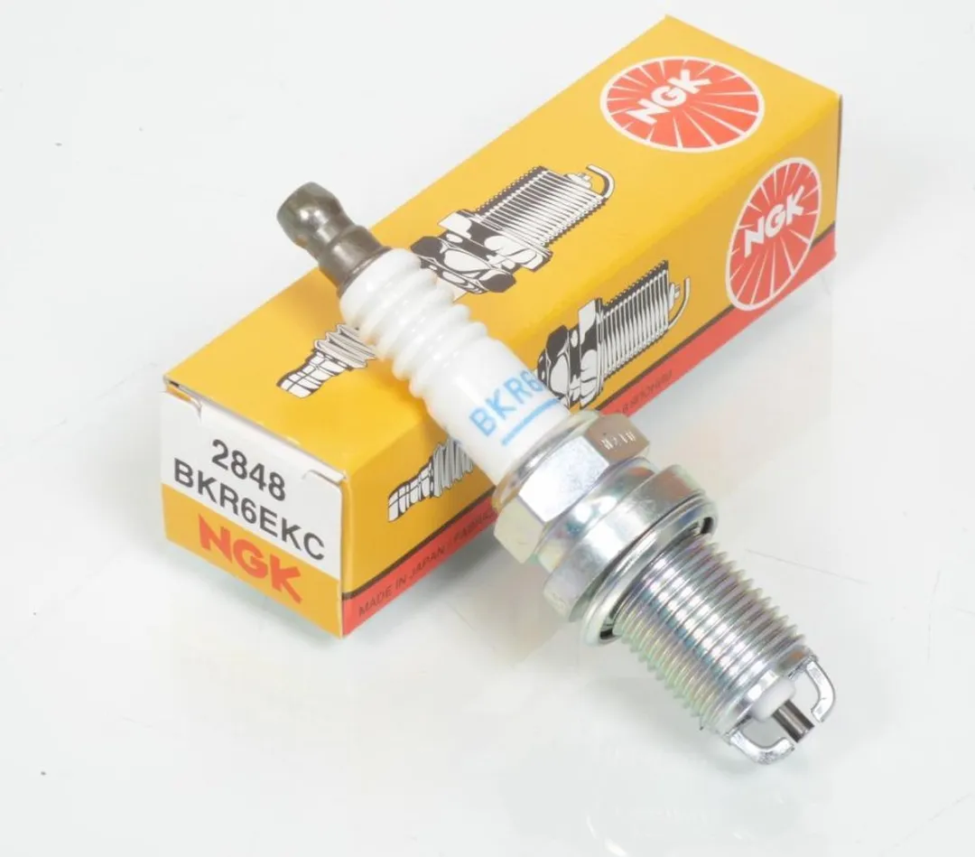NGK BKR6EKC Bougie - Wit