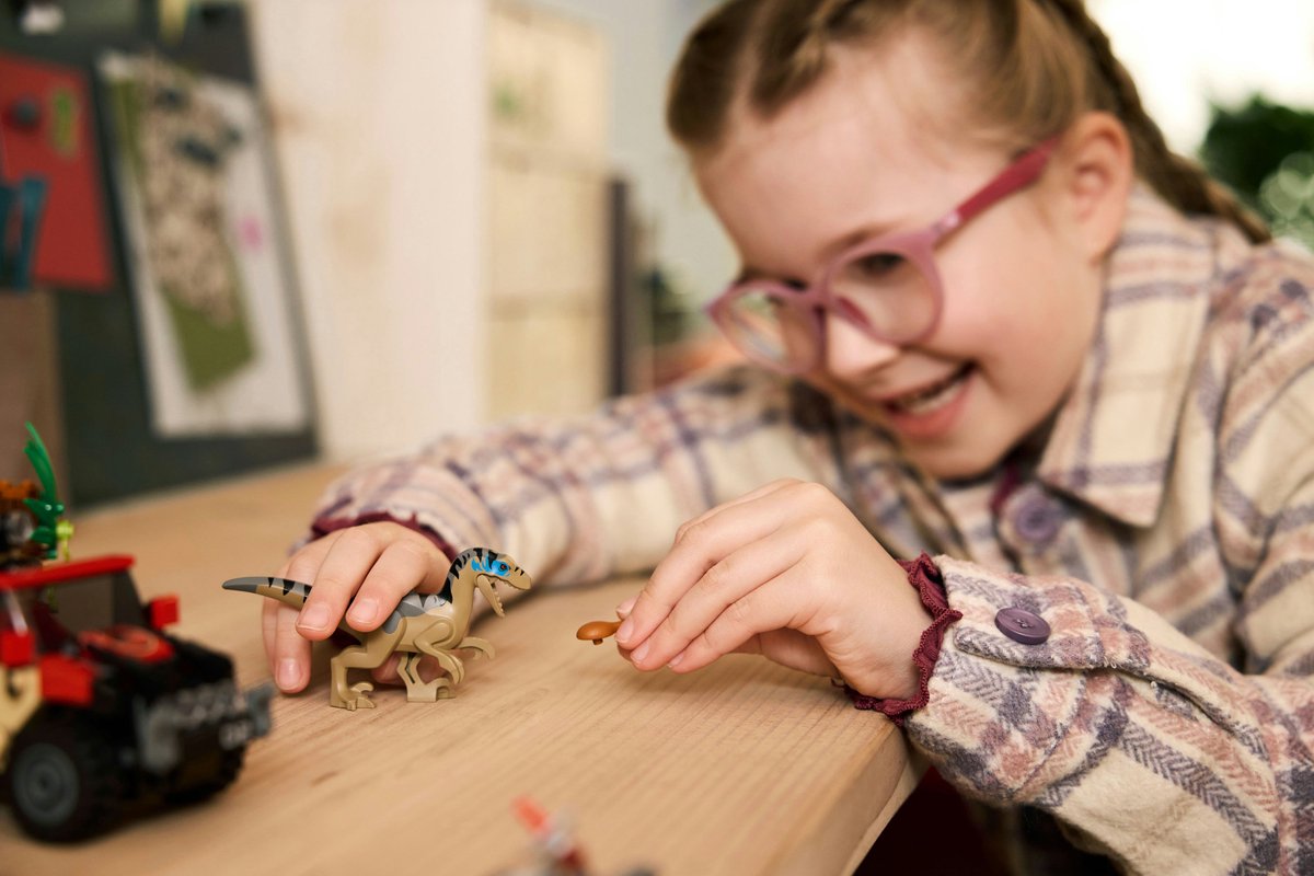 LEGO® Jurassic World Offroad Raptorontsnapping - 76972