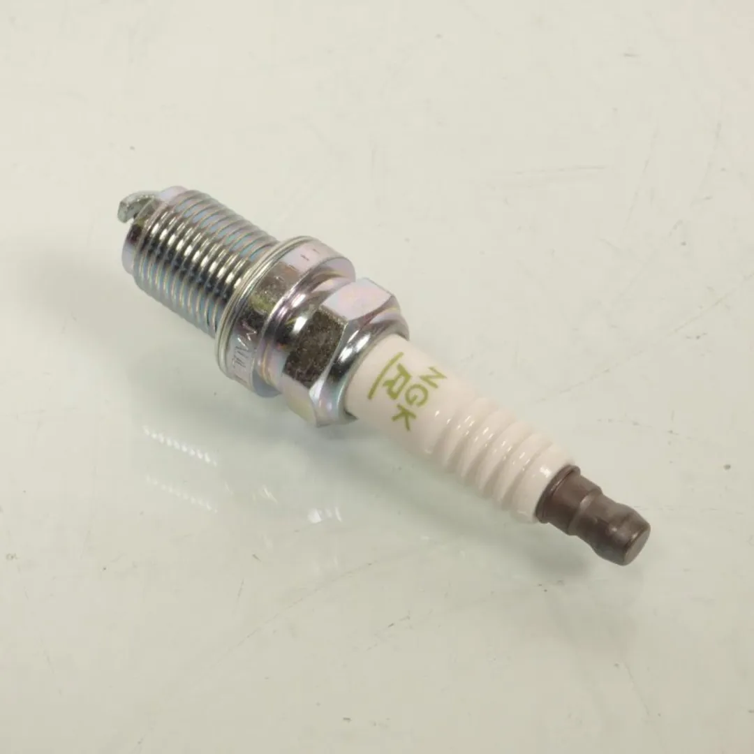 NGK BKR5E-11 Bougies - 10 Stuks - Wit