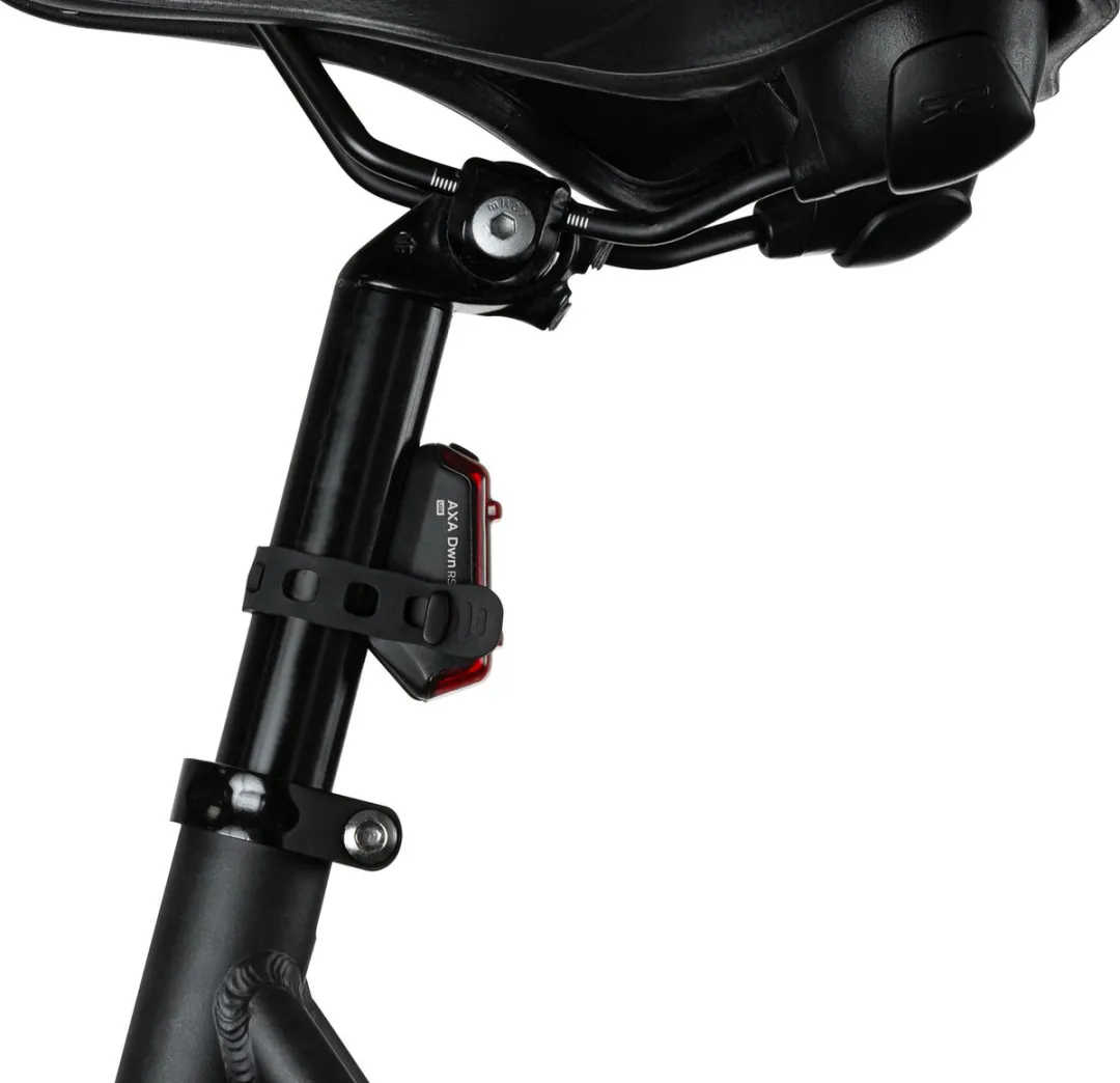 AXA Dwn Set 100 Lux Fietsverlichting USB Oplaadbaar - Zwart - afbeelding 6 van 6