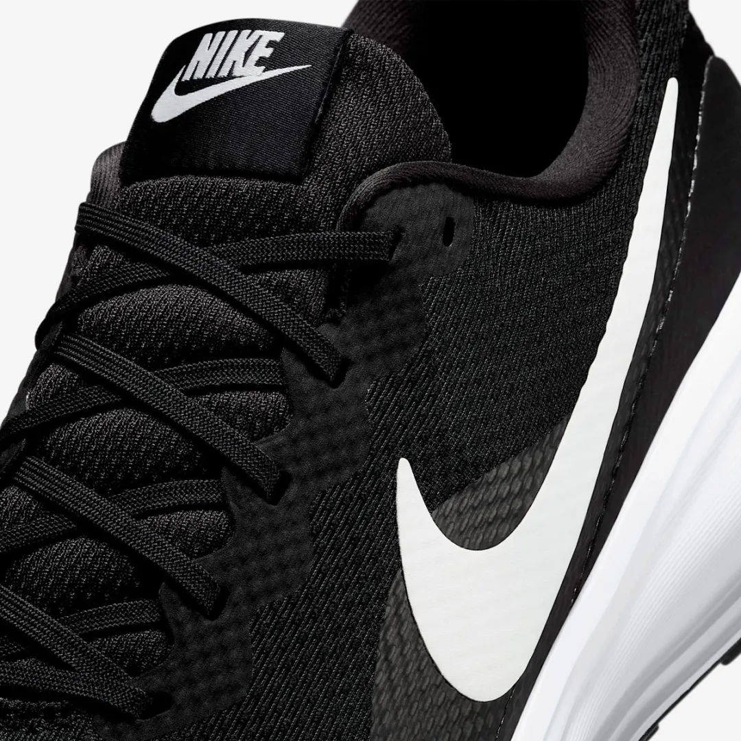 Nike Revolution Sportschoenen HJ9198-003 - Maat 48.5 - Zwart/Wit