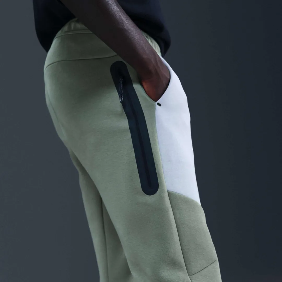 Nike Sportswear Tech Fleece Joggingbroek HV0959-365 - XS - Groen/Grijs