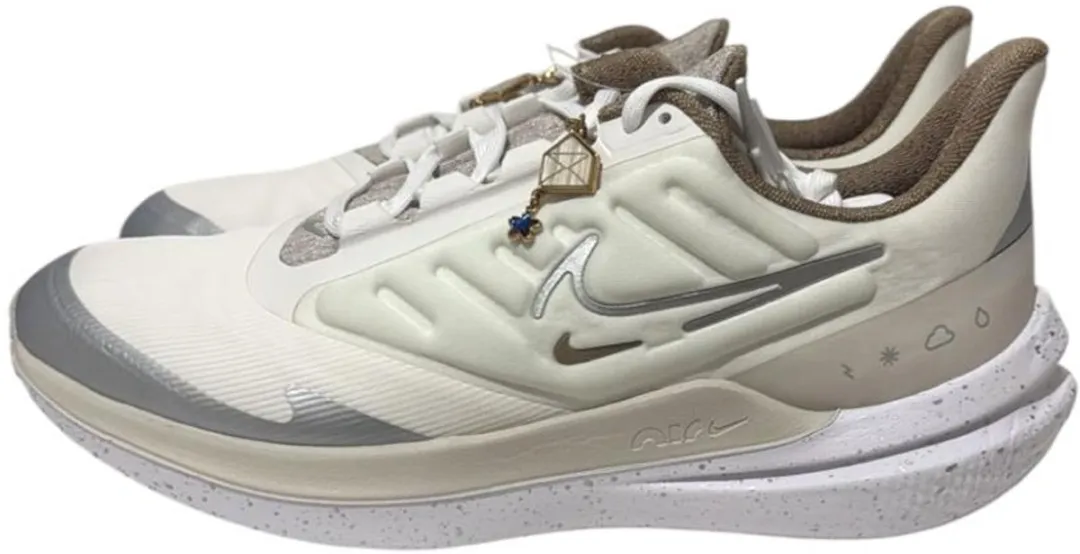 Nike Air Winflo 9 Shield Sportschoenen Dames 40.5 - Wit