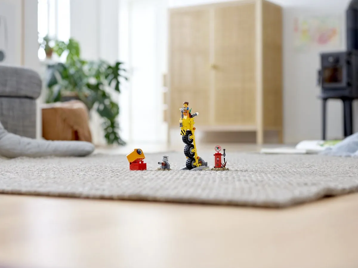 LEGO The Movie 2 Emmet Driewieler 70823 - 174 Stukken - Paars - afbeelding 5 van 6