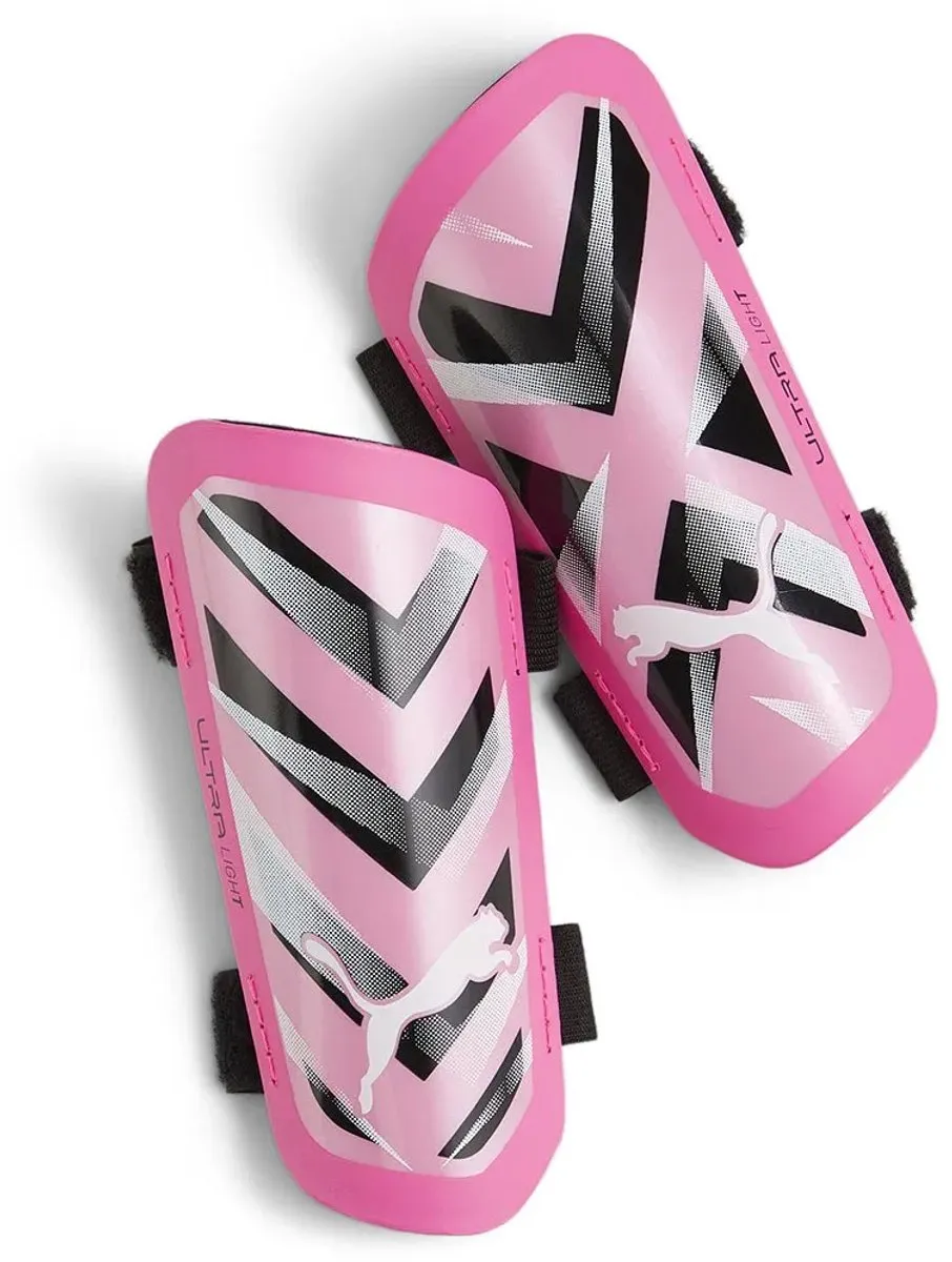 PUMA Ultra Light Strap Scheenbeschermer - Roze L