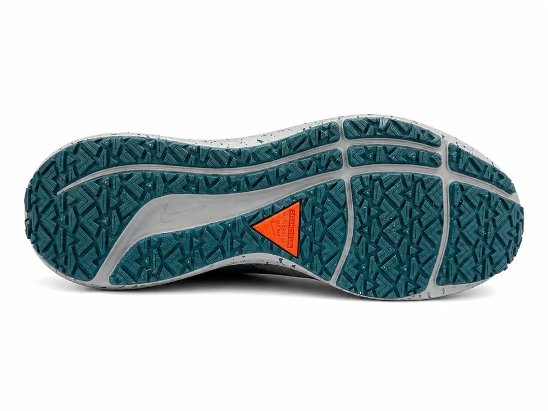 Nike Air Zoom Pegasus 39 Shield Heren - 45.5 - Groen/Zwart