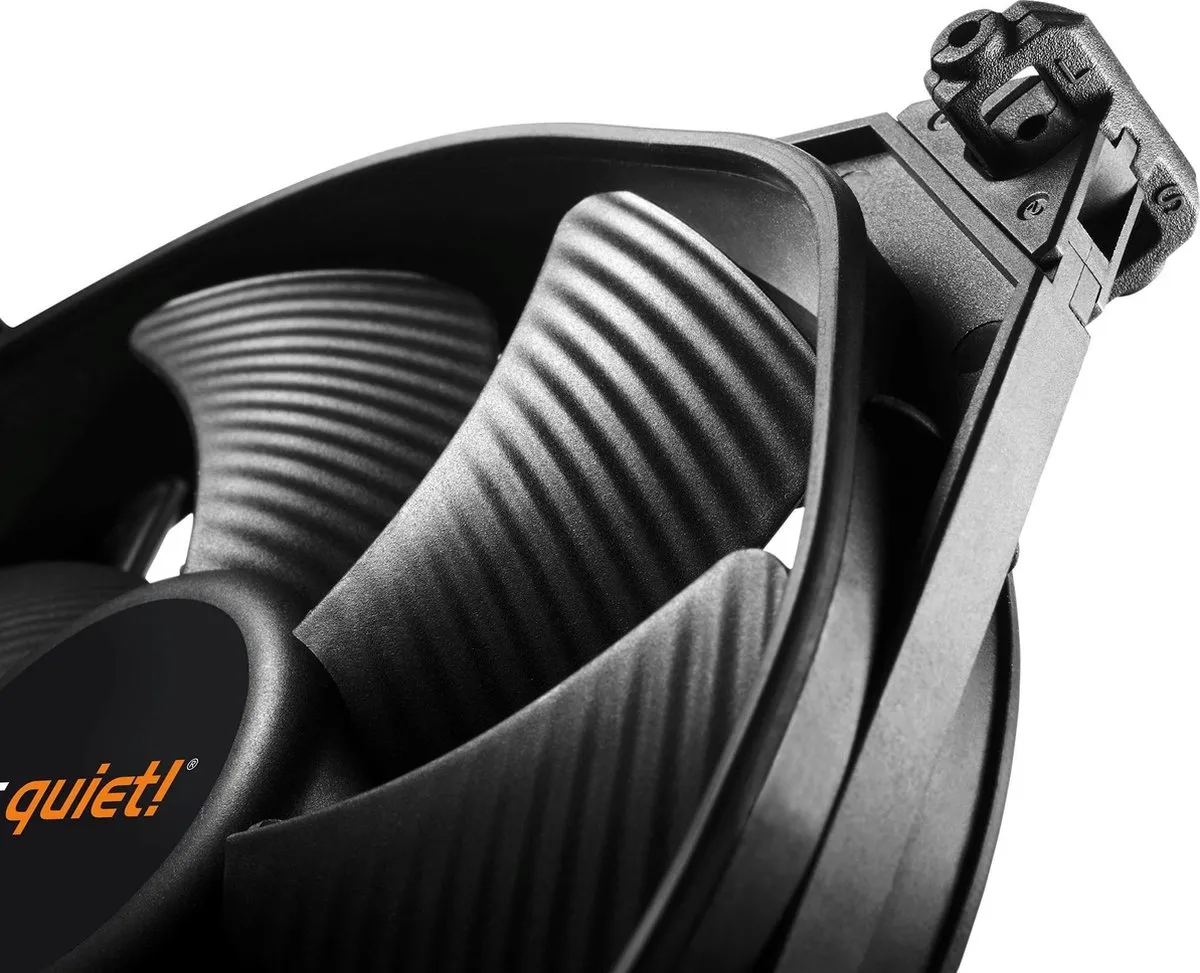 be quiet! SilentWings 3 BL069 Ventilator 14cm - Zwart