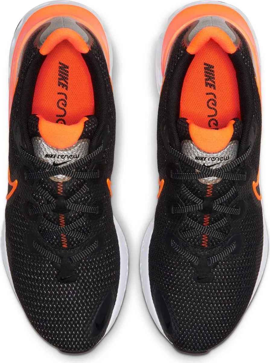 Nike Renew Run Sportschoenen - Maat 44 - Black/Total Orange