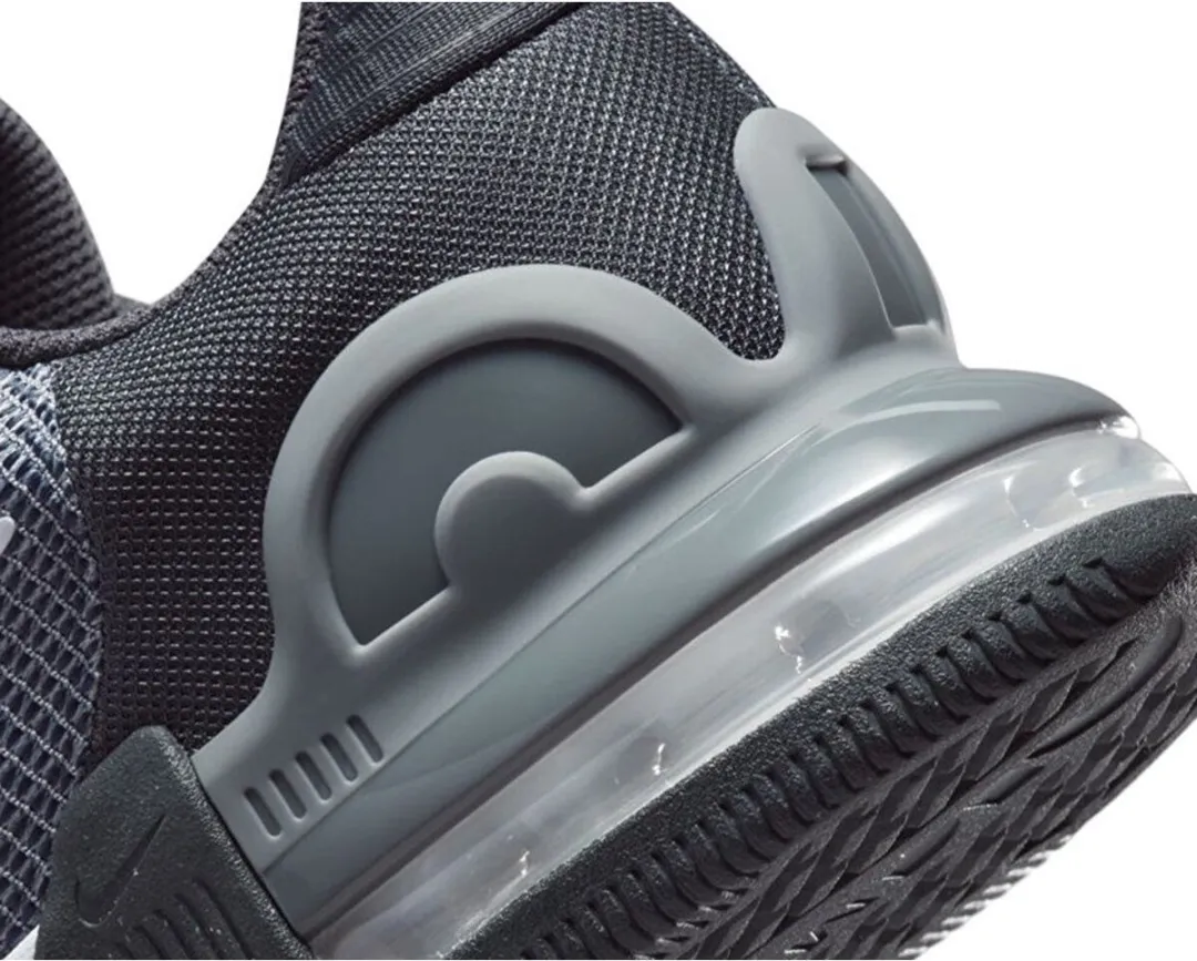Nike AIR MAX ALPHA TRAINNER5 DM0829 003 Sportschoenen - 39