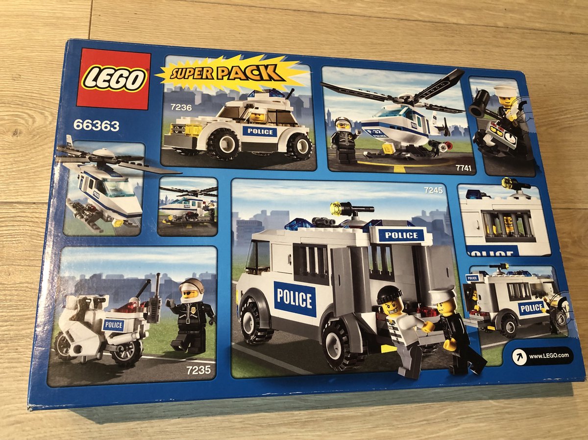 LEGO City Bundle Pack, Super Pack 4 in 1 (Sets 7235, 7236, 7245, and 7741)