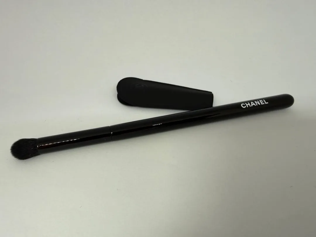 Chanel Pinceau Ombreur Rond n°204