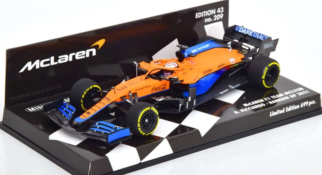 McLaren F1 Team MCL35M #3 Bahrein GP 2021 - Minichamps - Oranje/Blauw