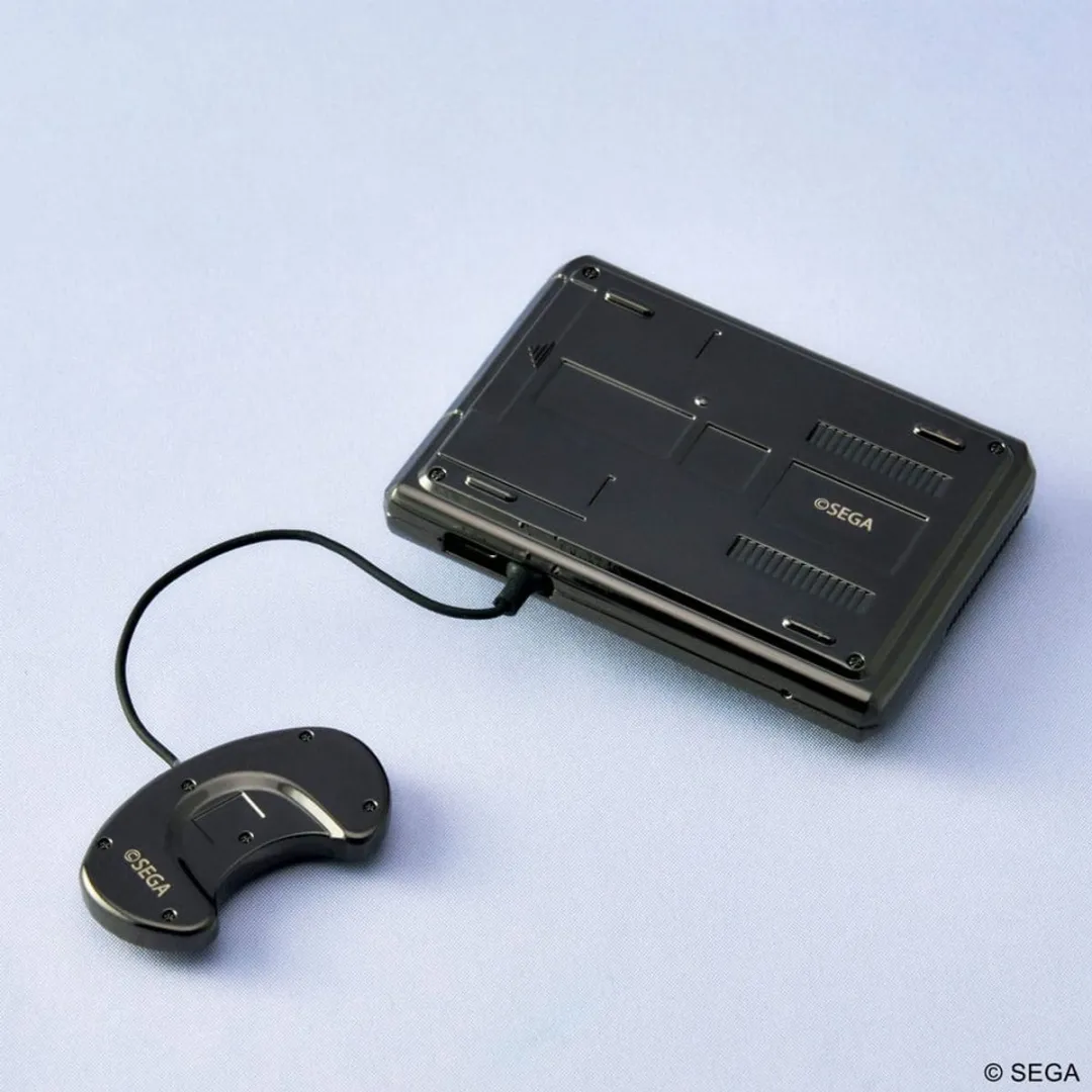 Square Enix Sega Hardware Series Bright Arts Gallery Diecast Mini Figure - Mega Drive - Multi