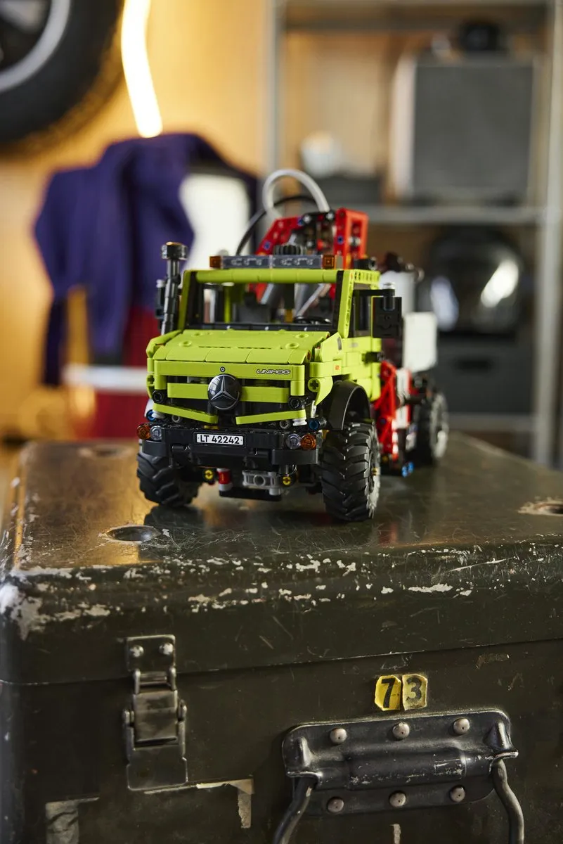 LEGO Technic Mercedes-Benz Unimog U 5023 Kraan - 1189 Stukken