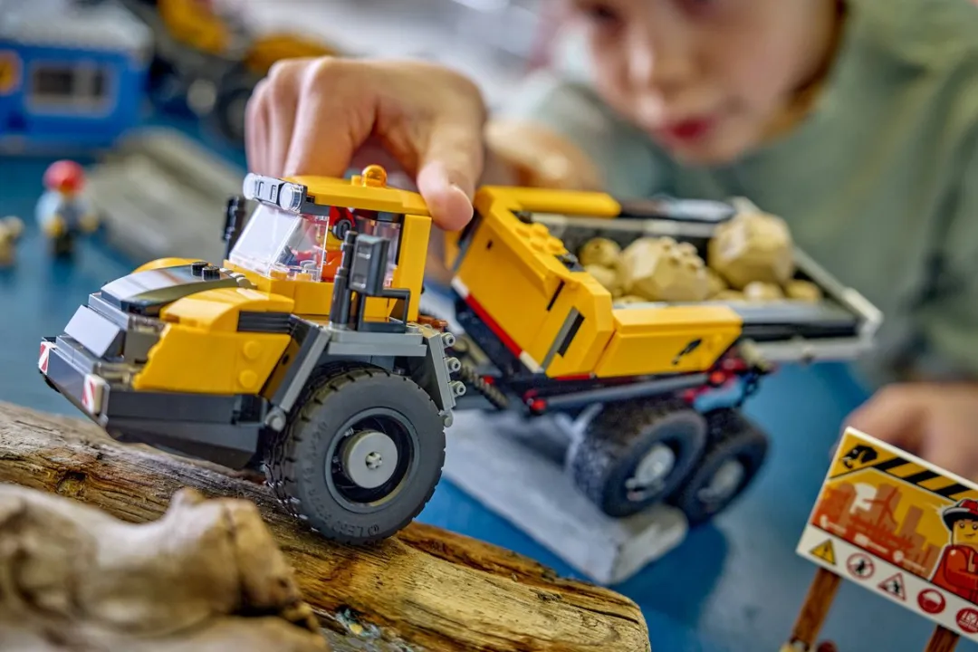 LEGO City 60494 Bouwset Bouwplaatsvoertuigen & Kantoor - 1132 Stukken