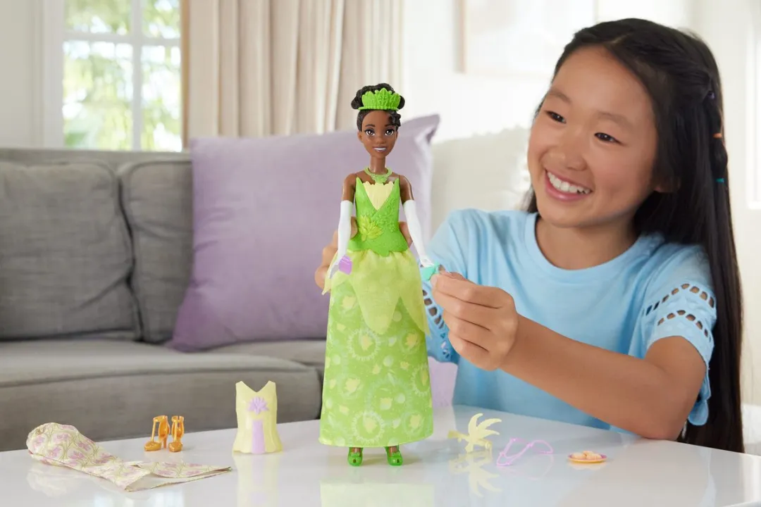 Disney Princess Tiana 2-in-1 Modepop - 29cm Meerkleurig