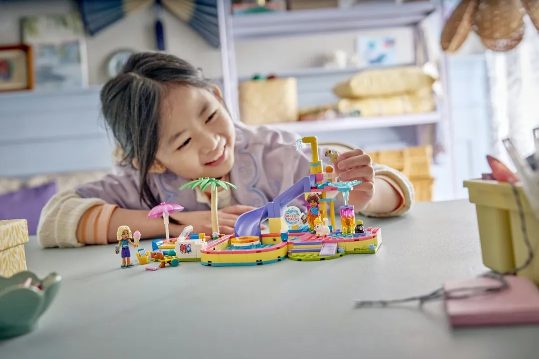 LEGO Friends Waterpark Bouwset 278 Stuks - Meerkleurig