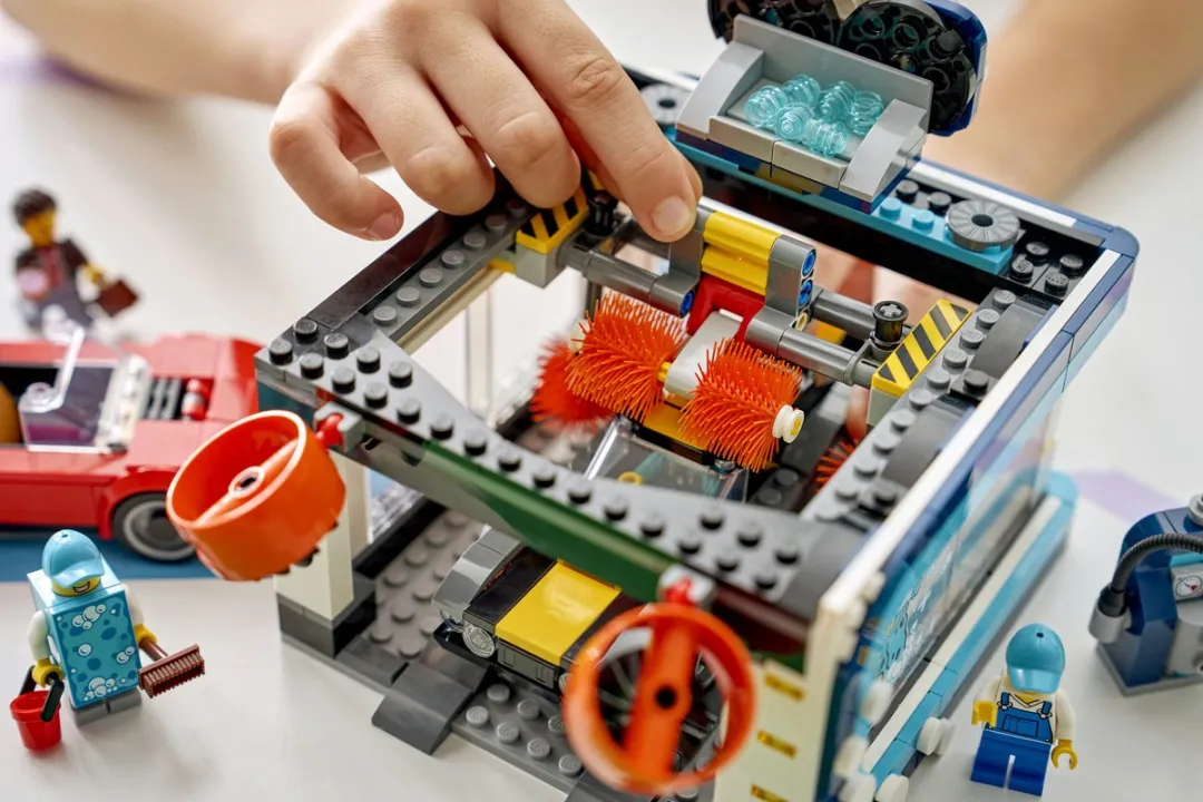 LEGO City Autowasstraat 60497 - 583 Stukken - Meerkleurig