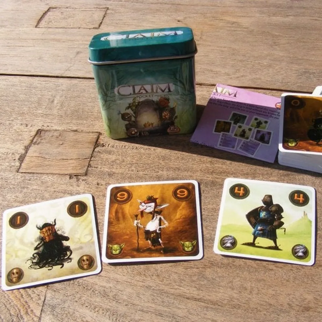 White Goblin Games Claim Pocket Kaartspel - 2 Spelers