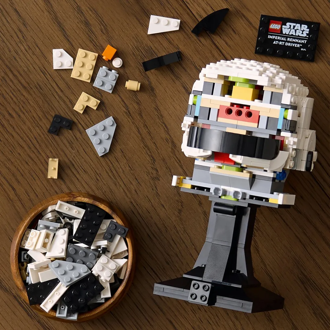 LEGO Star Wars Mandalorian & Grogu AT-RT Driver Helm 75458 - 775 Stukken - Multicolor