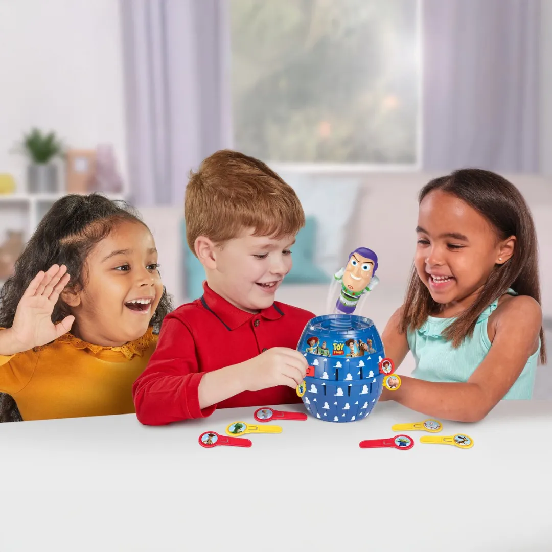 Tomy Disney Pixar Toy Story Pop Up Buzz Lightyear - 24 Staafjes