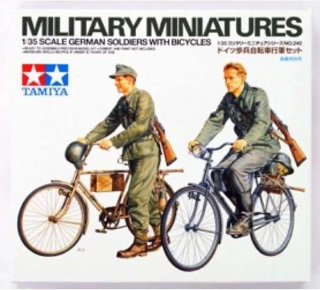 Tamiya 35240 Diorama Modelbouwpakket Soldaat met Fiets - 1:35