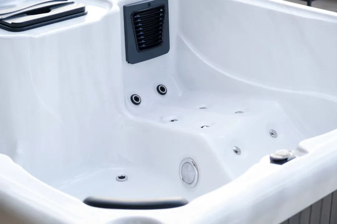 Bestway Acryl Hydrojet Spa 5 Personen - 870L - Zwart