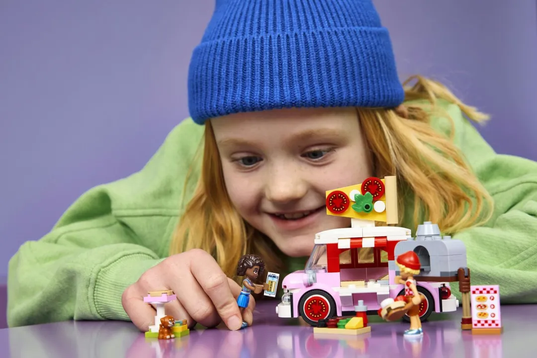 LEGO Friends Pizzatruck 42694 - Bouwset 190 Stukken - Meerkleurig