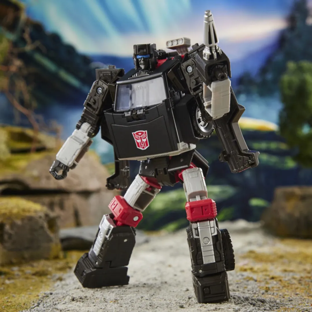 Hasbro Transformers Earthrise Deluxe Class Trailbreaker - E82075L00 - Multi