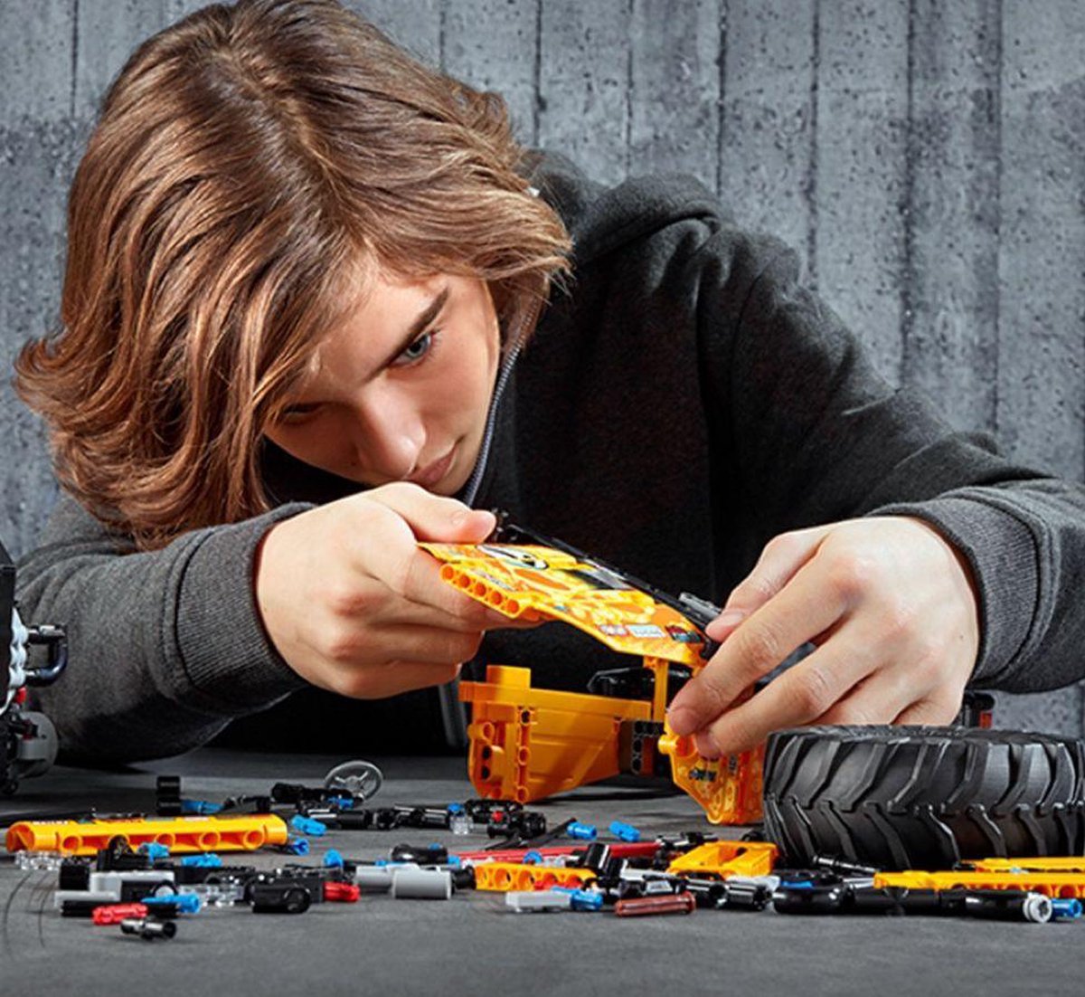 LEGO Technic RC X-treme Off-roader - 42099