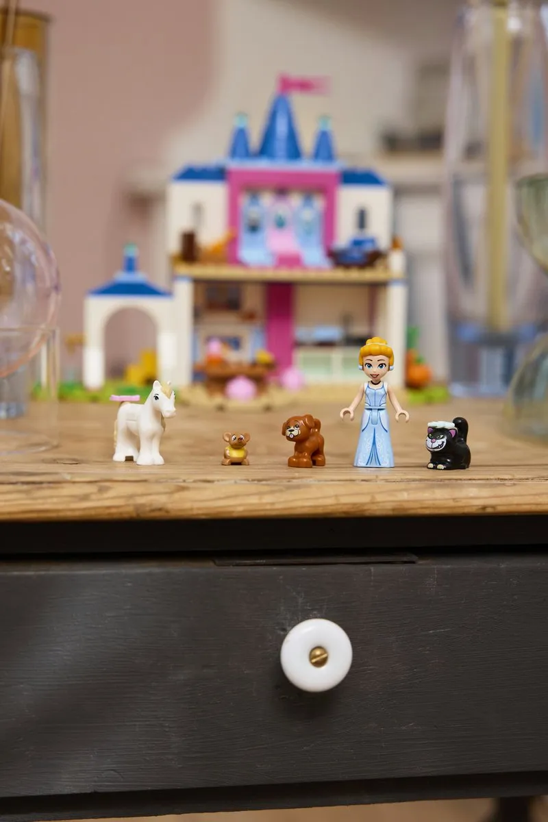 LEGO Disney Princess Assepoesters Kasteel 43283 - 149 Stukken