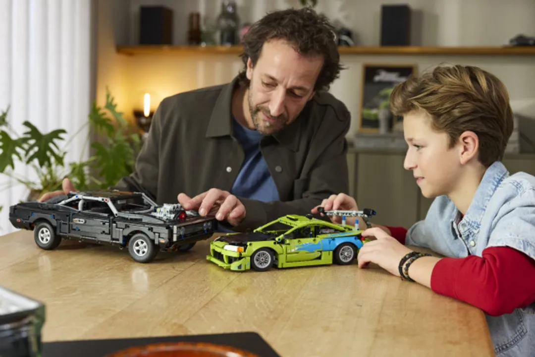 LEGO Technic Fast and Furious Mitsubishi Eclipse 42229 Bouwset - 827 Stukken - Multicolor