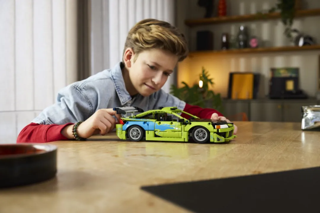 LEGO Technic Fast and Furious Mitsubishi Eclipse 42229 Bouwset - 827 Stukken - Multicolor