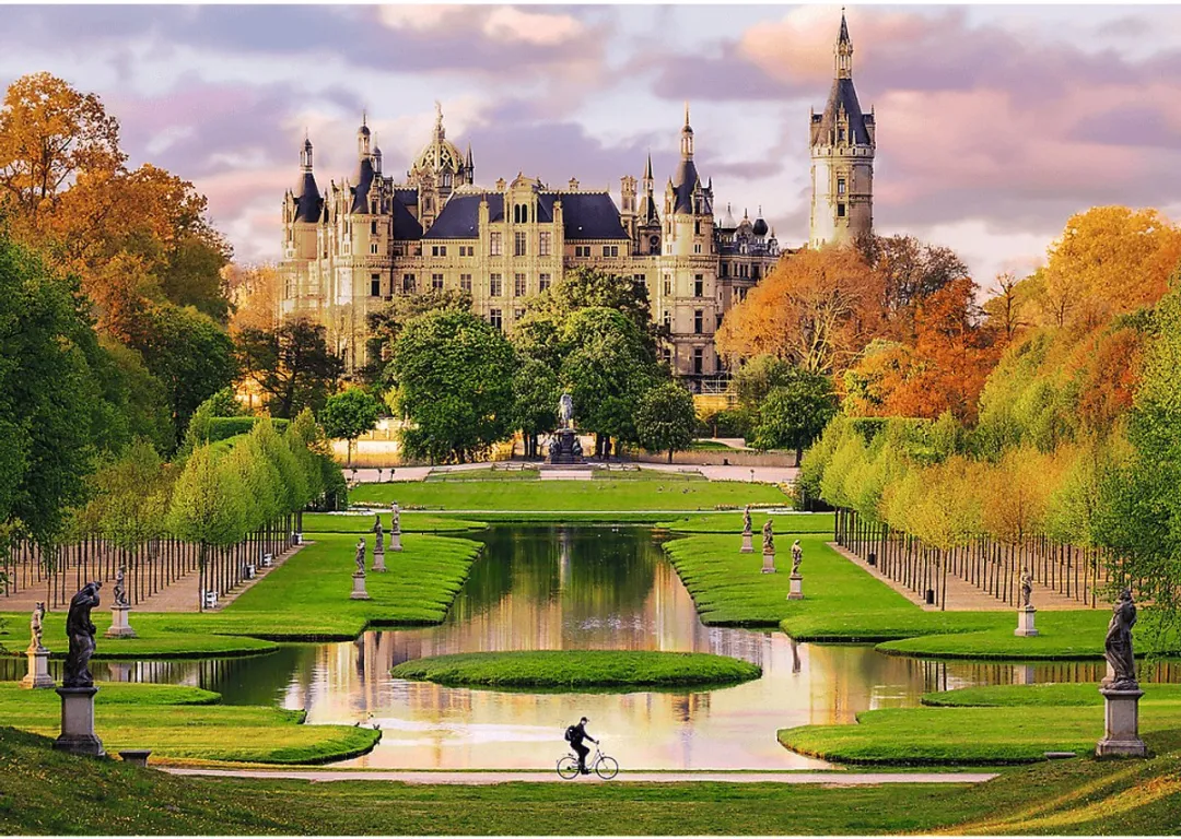 Trefl Puzzel 1000 Stuks Premium Plus Photo Odyssey Schwerin Castle - Multicolor