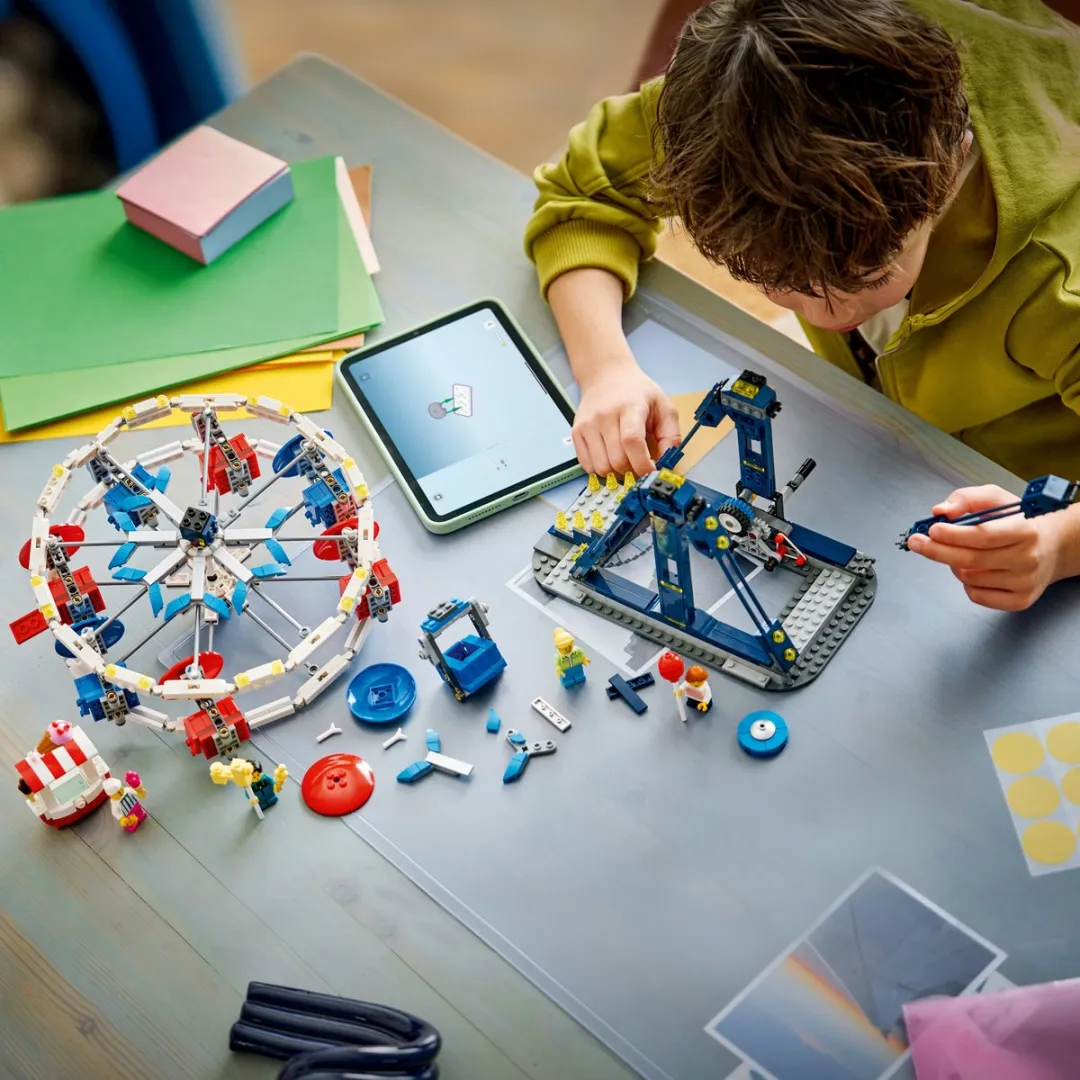 LEGO Creator 3in1 31389 Reuzenrad/UFO/Zweefmolen - 916 Stukken - Meerkleurig