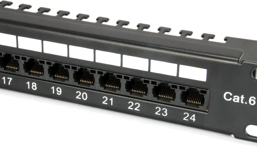 Equip Patchpanel 24x RJ45 Cat6 1HE - Zwart