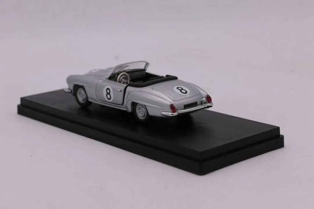 Mercedes-Benz 190 SL #8 Winner G.P. Macau 1956 1:43 - Rio - Multicolor