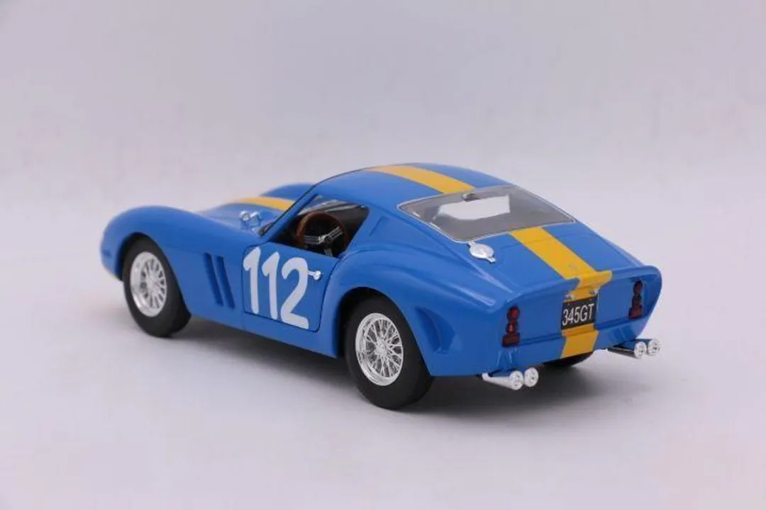 Ferrari 250 GTO Modelauto 1:24 - Multicolor