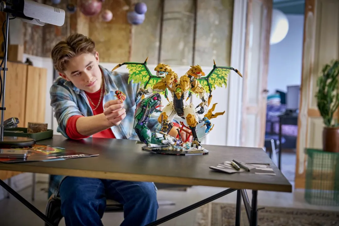 LEGO Ninjago Ultra Drakenstrijd 71872 - 2178 Stukken