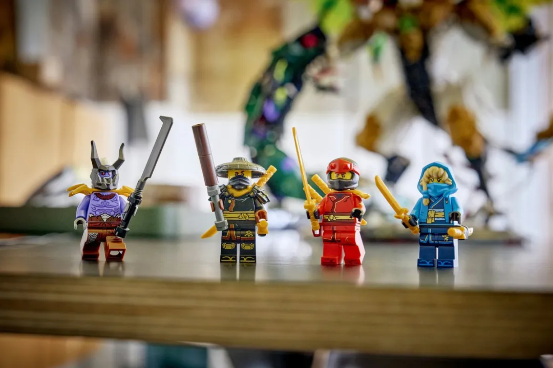 LEGO Ninjago Ultra Drakenstrijd 71872 - 2178 Stukken