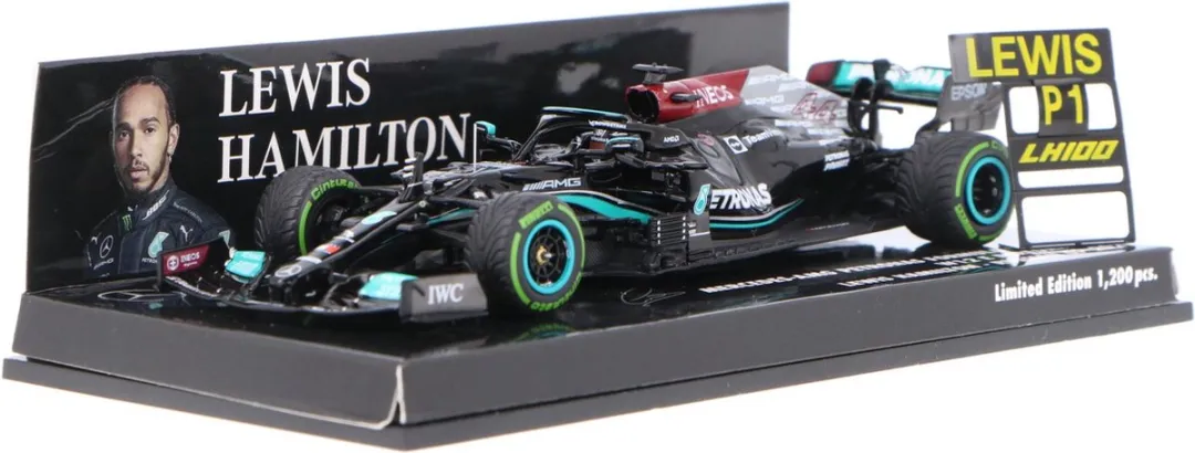 Formule 1 Mercedes-AMG Petronas F1 Team W12 E Performance #44