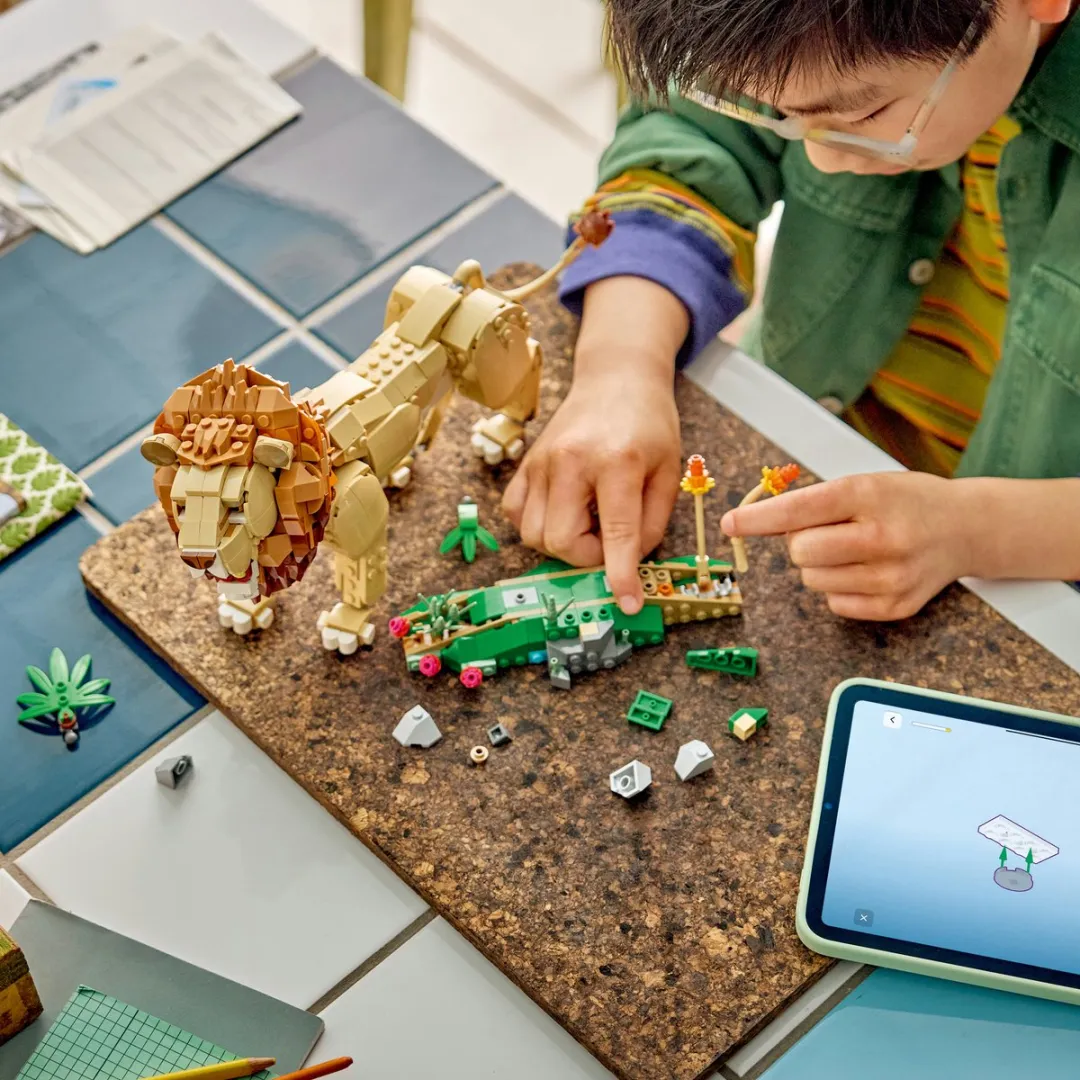 LEGO Creator 3in1 Wilde Dieren 31386 - 839 Stukken - Meerkleurig