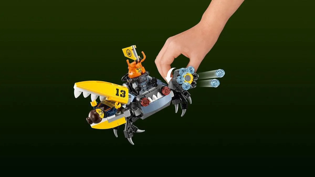 LEGO Ninjago Movie Bliksemstraaljager 70614 - 876 Stukken